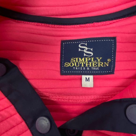 Simply Southern Quilted Pullover Sweatshirt Womens Medium Pink Blue Top Preppy - Picture 6 of 10